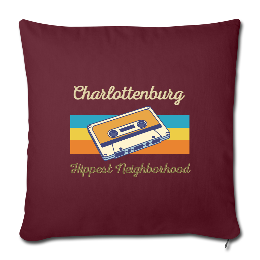 Charlottenburg Hippest Neighborhood - Sofakissen mit Füllung (45 x 45 cm) - burgundy