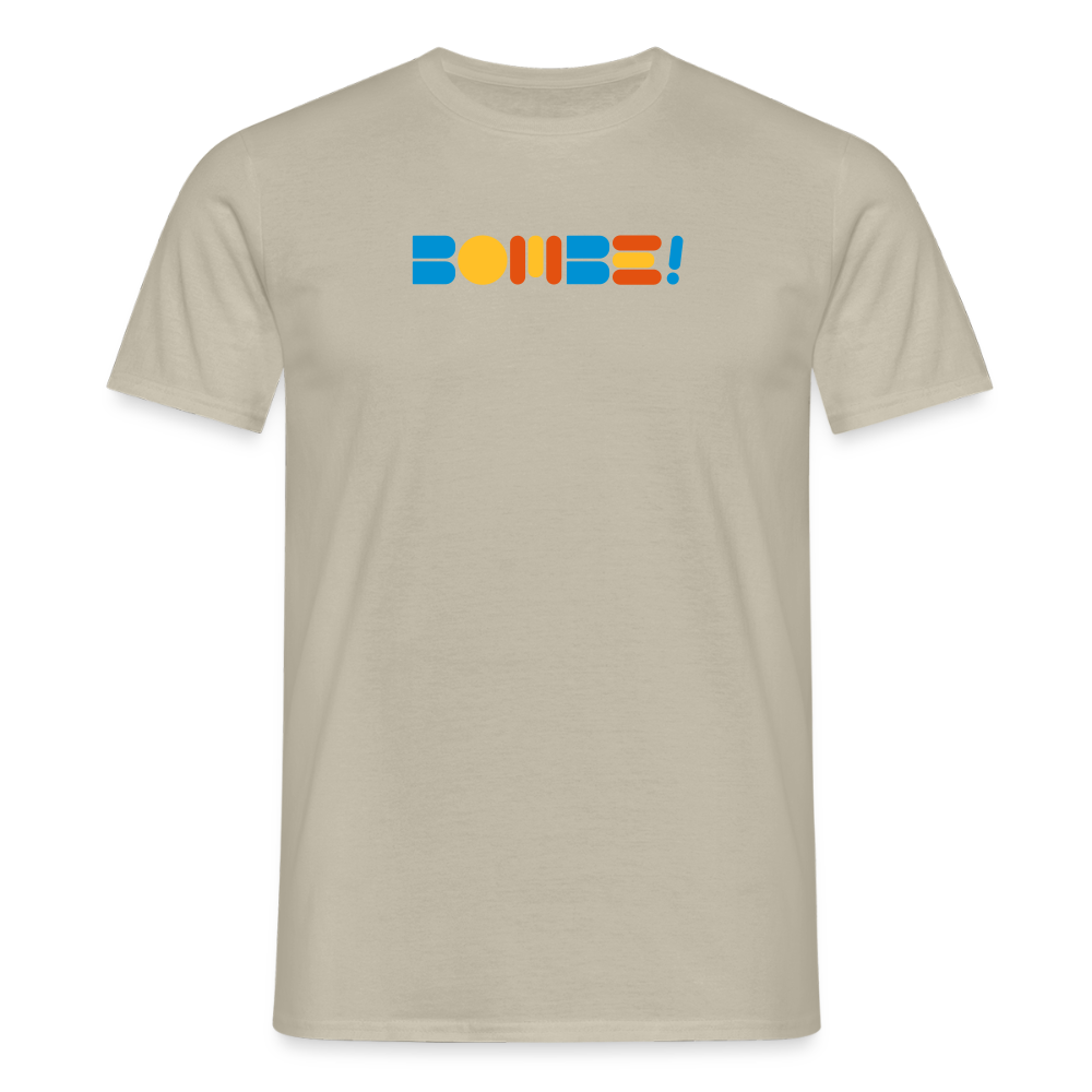 Bombe! - Männer Premium T-Shirt - Sandbeige