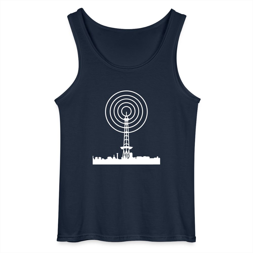 Funkturm im Fokus - Männer Tank Top - Navy