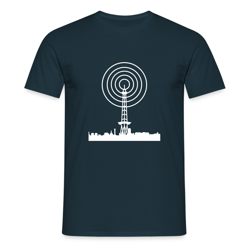 Funkturm im Fokus - Männer Premium T-Shirt - Navy