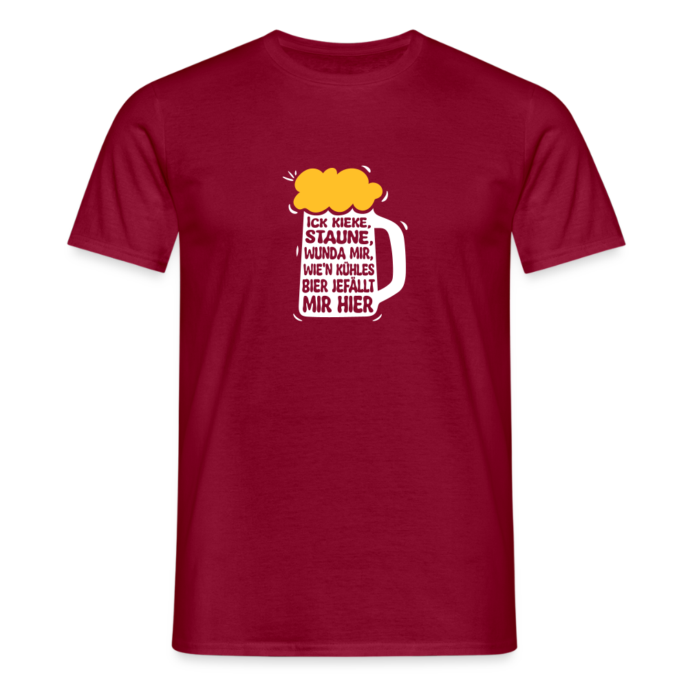 Ick kieke, staune, wunda mir, wie'n kühles Bier jefällt mir hier - Männer Premium T-Shirt - Ziegelrot