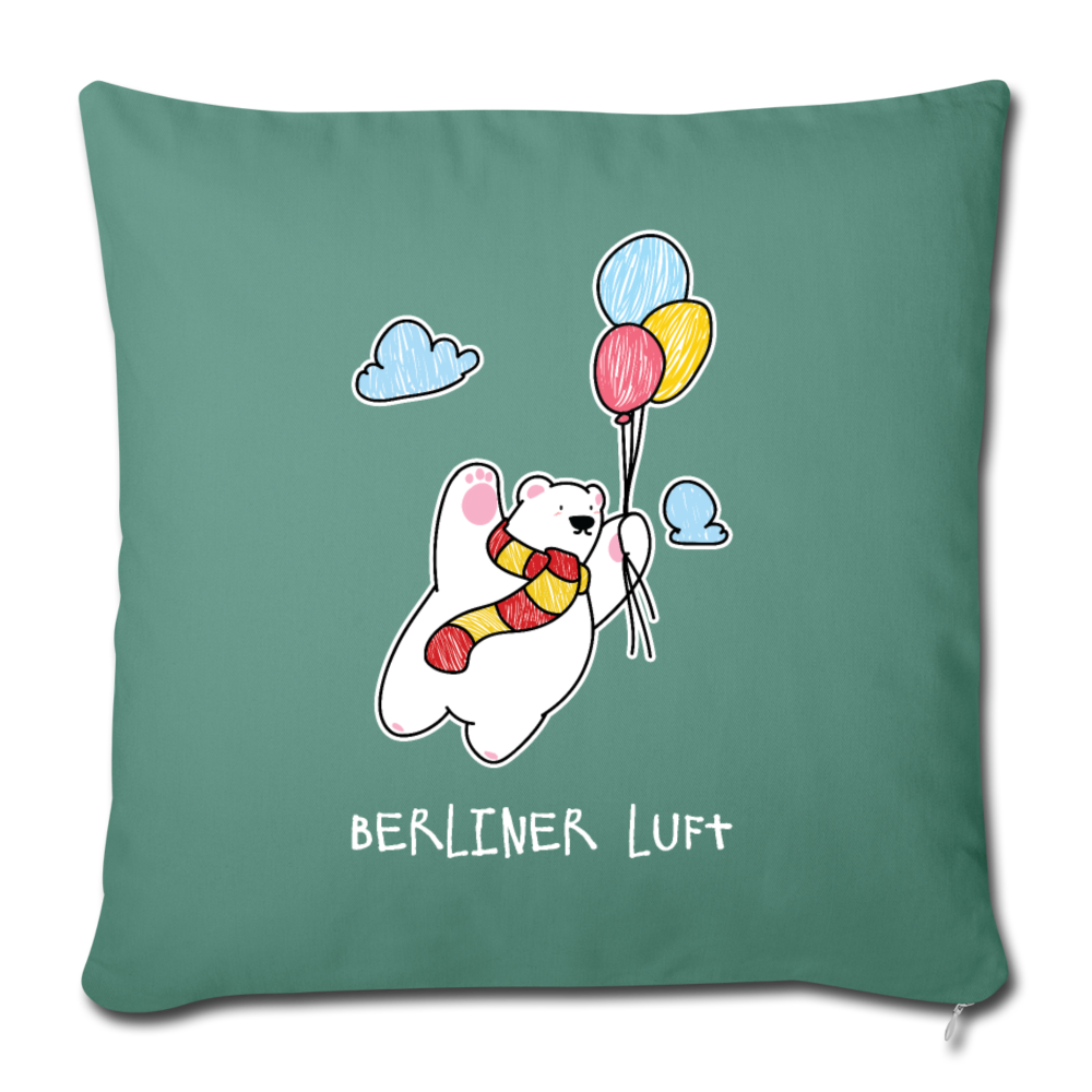 Der Bär fliegt - Sofakissen mit Füllung (45 x 45 cm) - Tanngrün