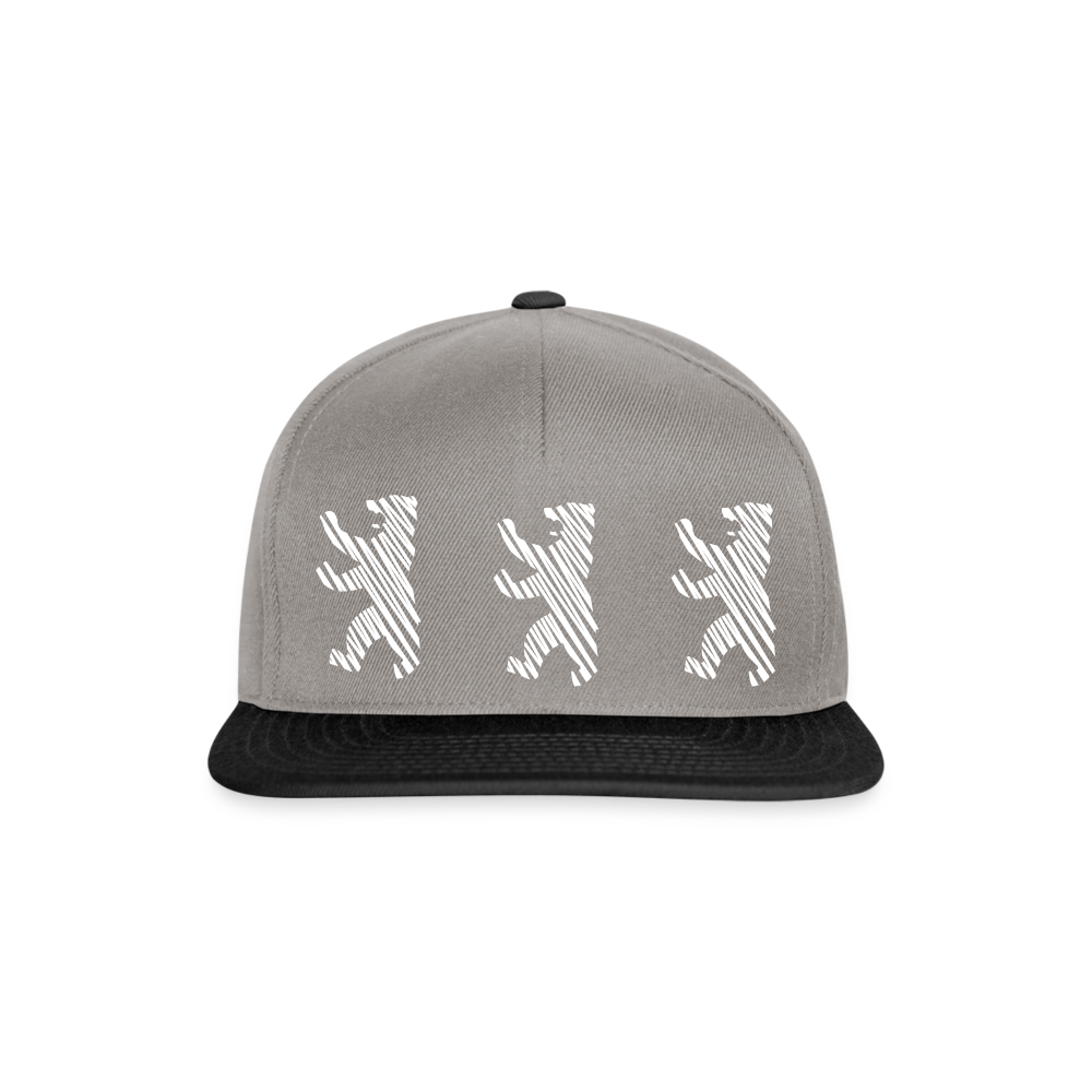 Bär im Netz - Snapback Cap - graphite/black