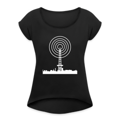 Funkturm im Fokus - Frauen T-Shirt mit gerollten Ärmeln